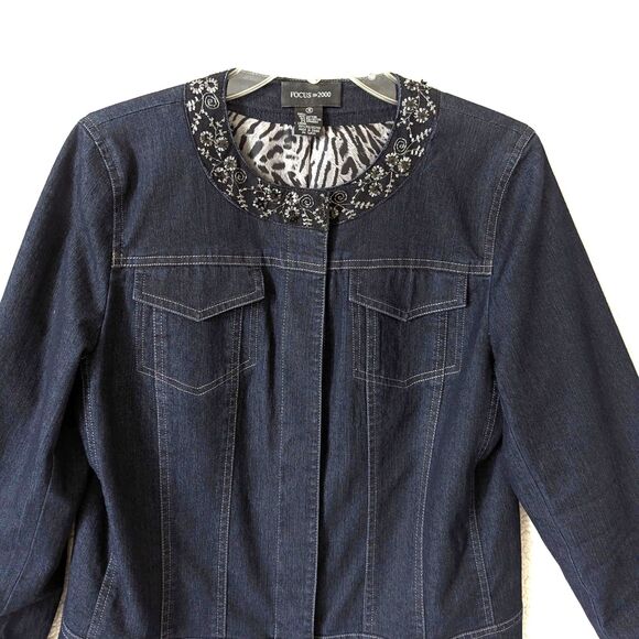 Womens Denim Dark Wash Jean Jacket Size 10 Embroidered Sequins VTG Focus 2000 - Picture 2 of 12